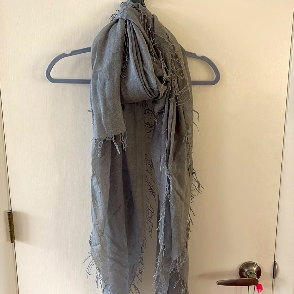 Beautiful Chan Luu Cashmere/Silk Scarf